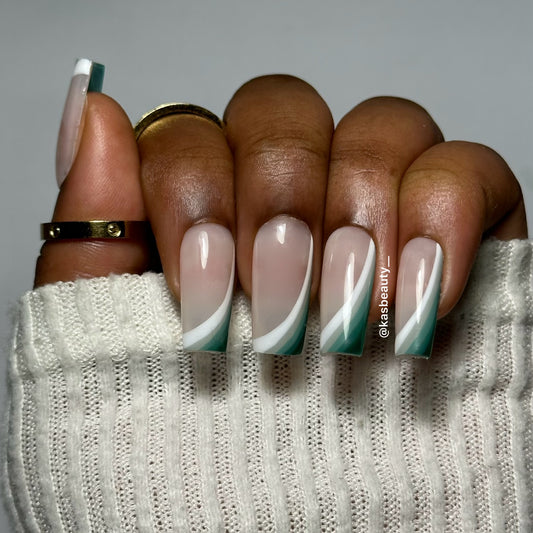 Evergreen Press On Nails